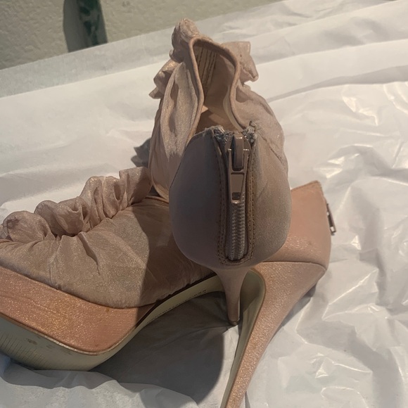 Chinese Laundry Ruffled Peep-Toe Heels in Blush - Picture 6 of 7